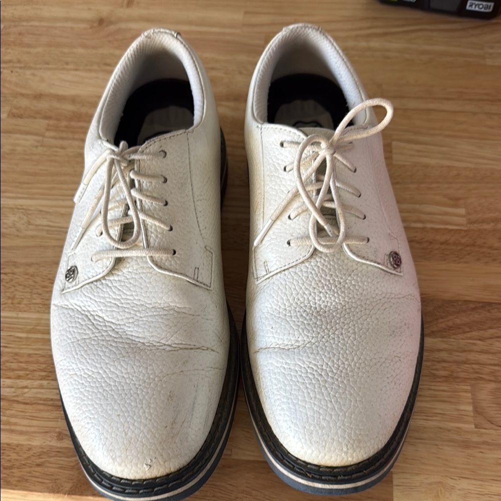 Classic White Men's Shoes